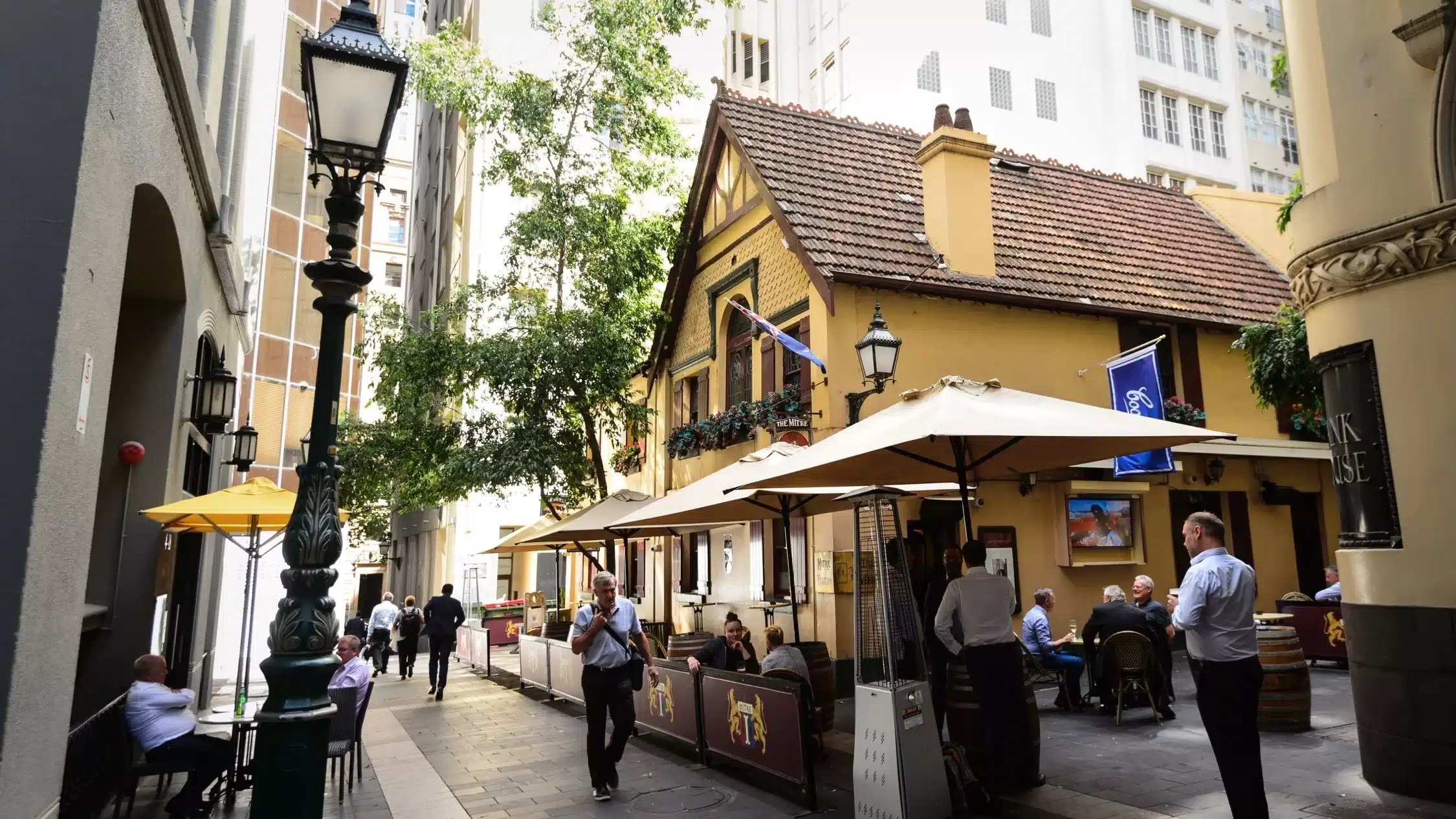 A picture of the Mitre Tavern Pub in Melbourne